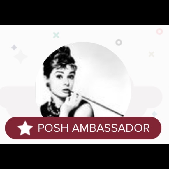 Welcome to My Closet! Get 20% off 4 items! - Picture 3 of 9